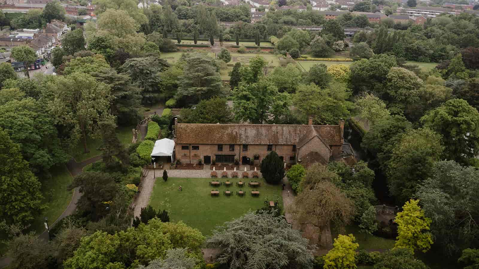 Tudor Barn Eltham - image