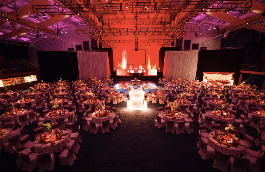 Cheltenham Racecourse - image