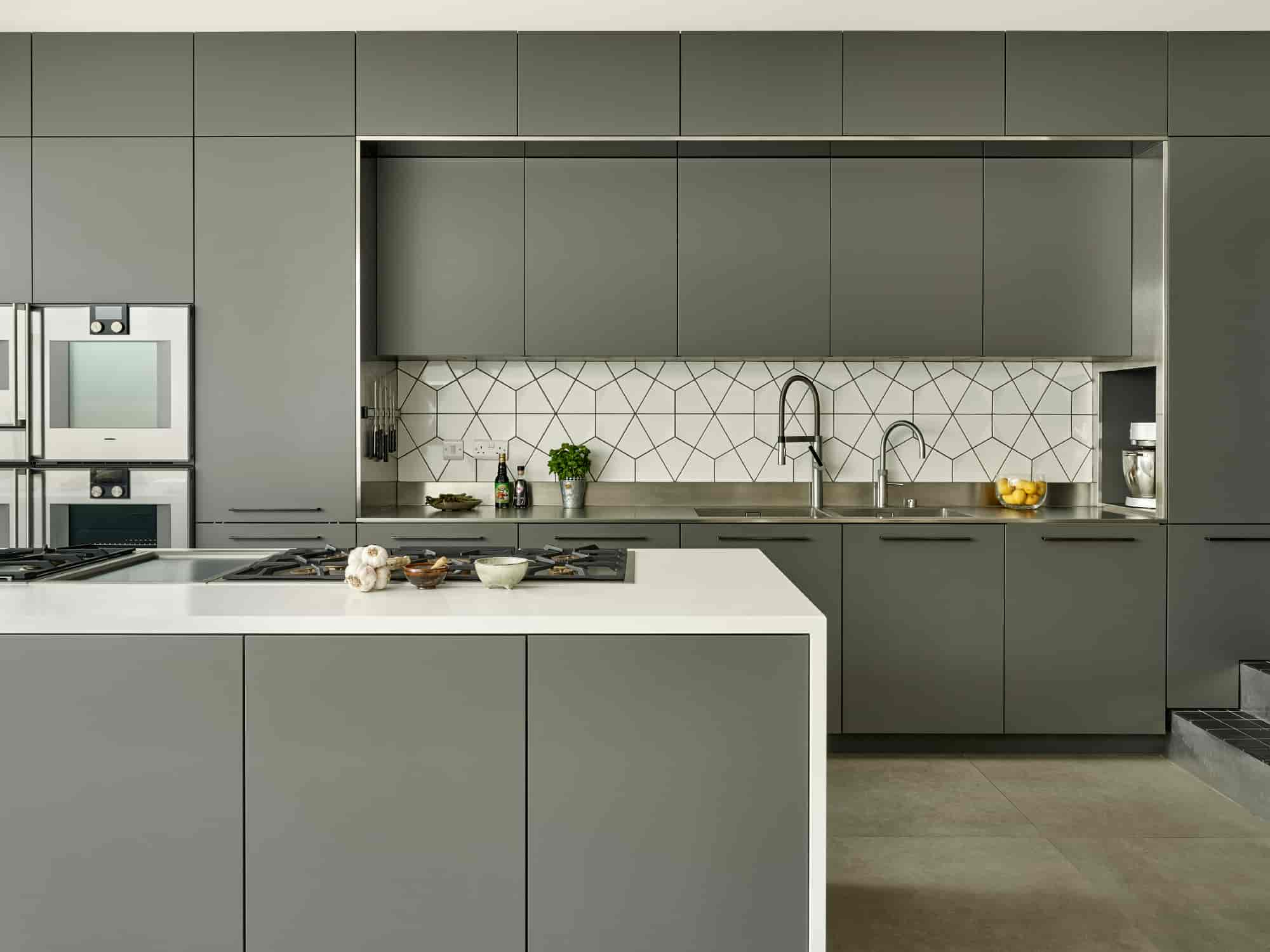 Beautiful home kitchen and cookery school - image