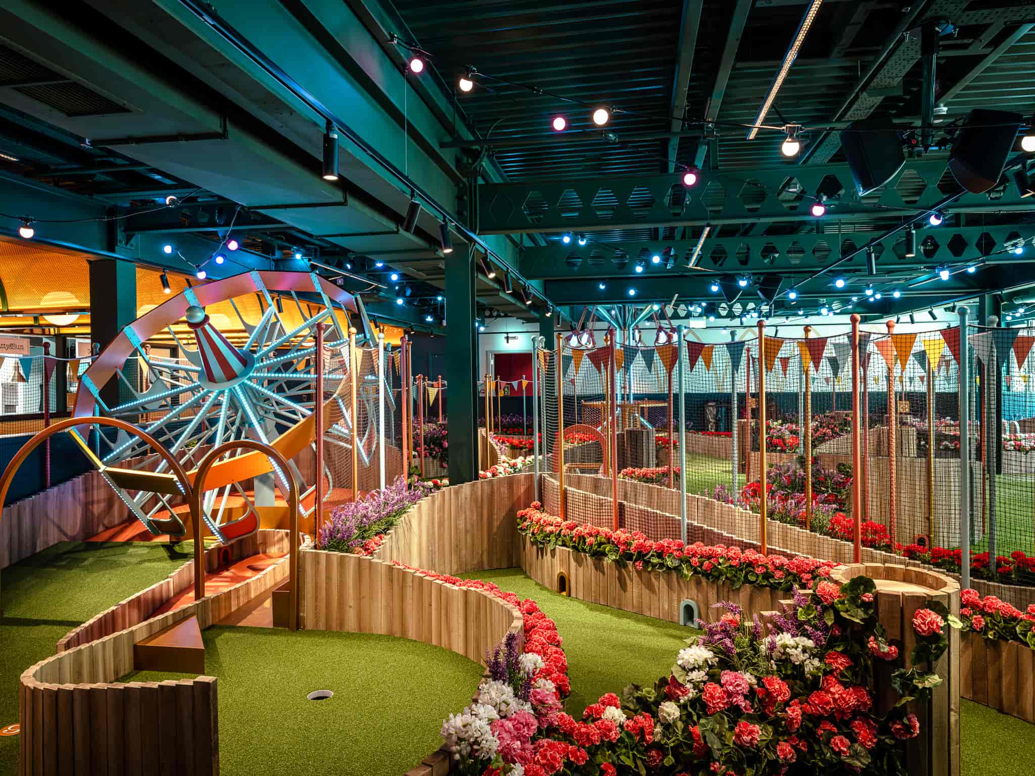 Swingers West End - image