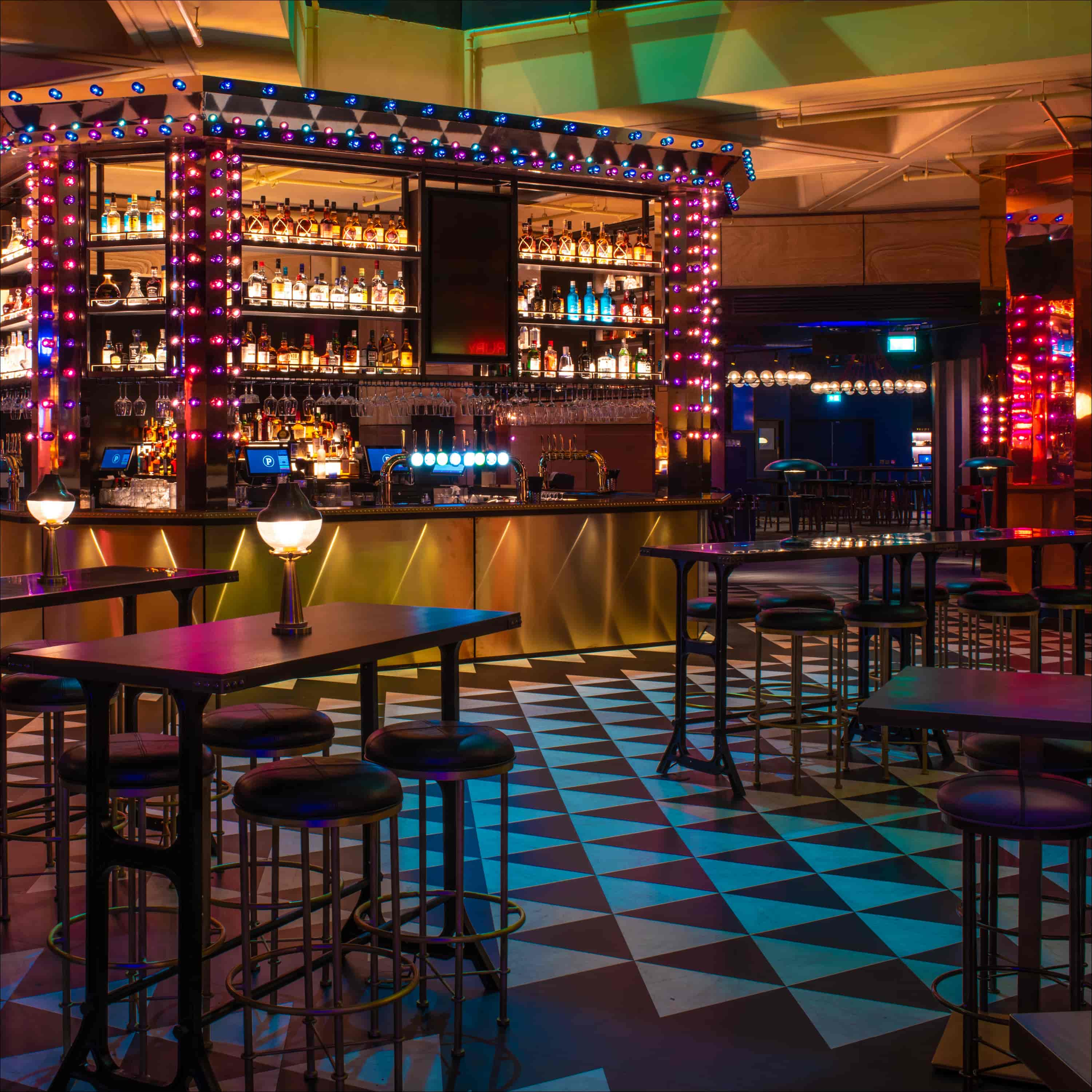 Puttshack Bank - image