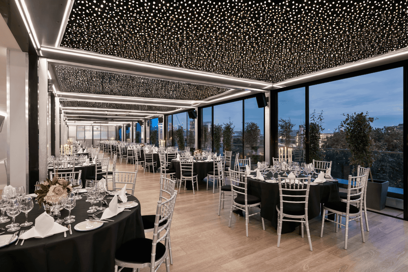 Tower Suites by Blue Orchid - image