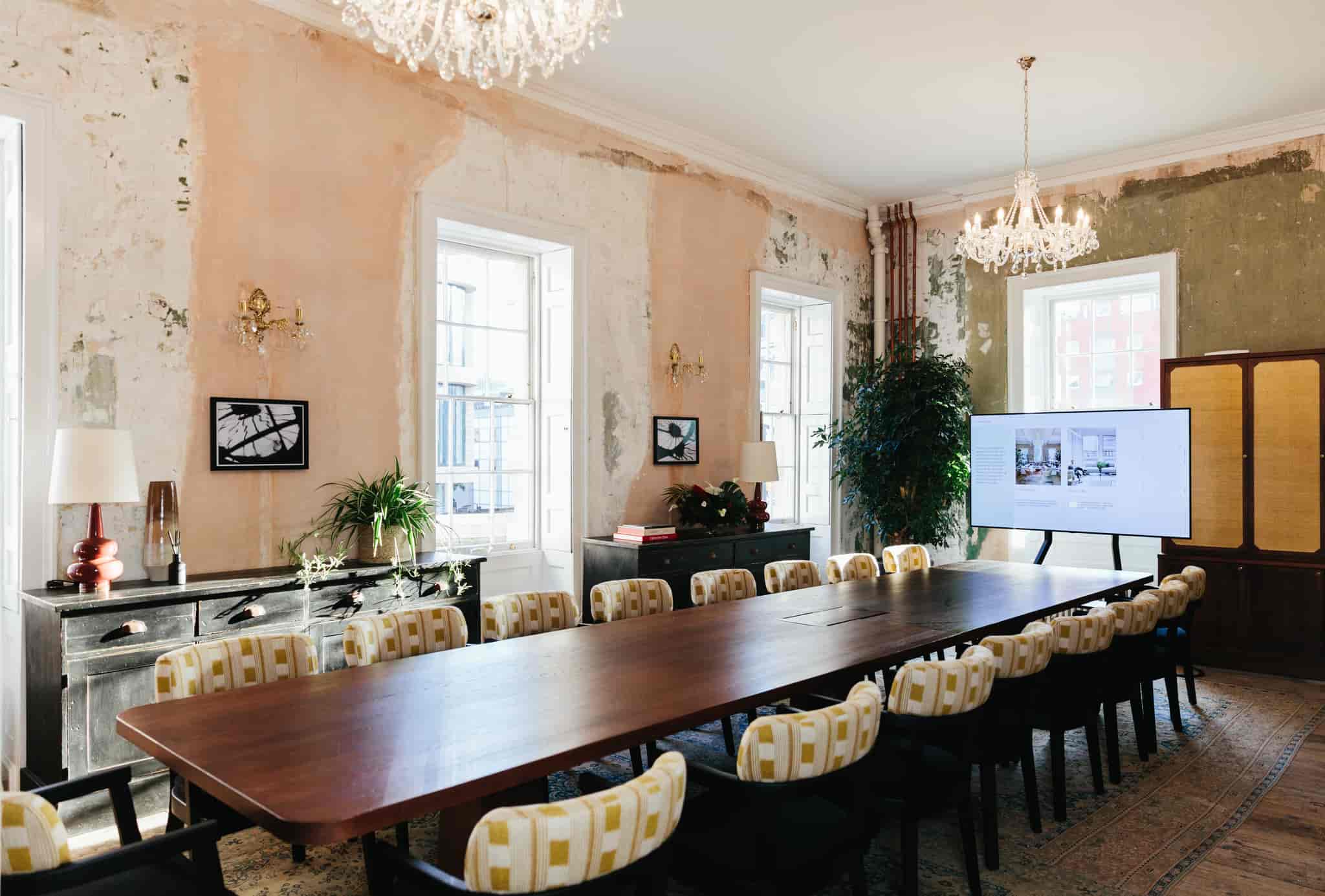 Knotel Workclub at Old Sessions House - image