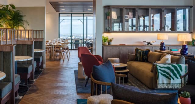 Business Lounge - image