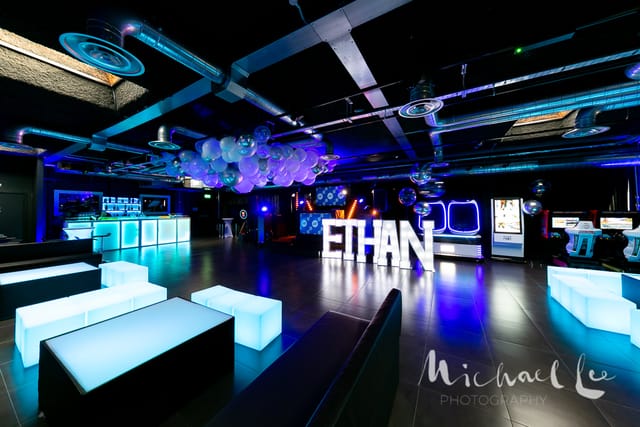 The V12 Room  - image