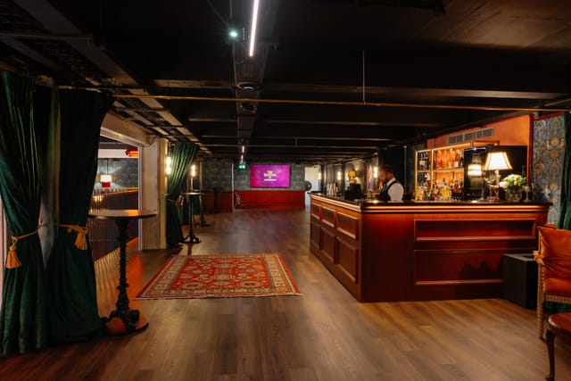 Mezzanine Full hire  - image