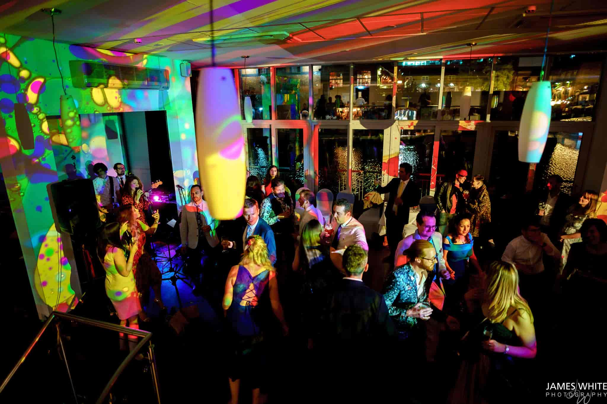 Holiday Inn London Camden Lock - image