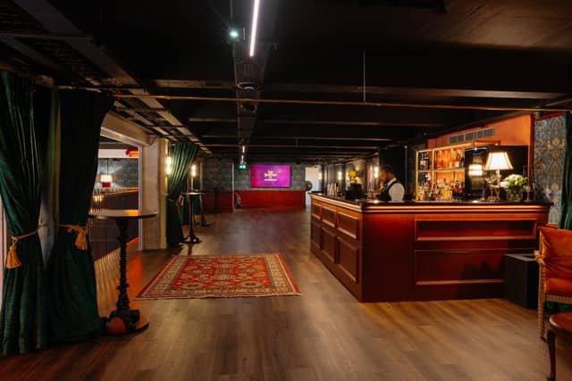 Mezzanine Full hire - image