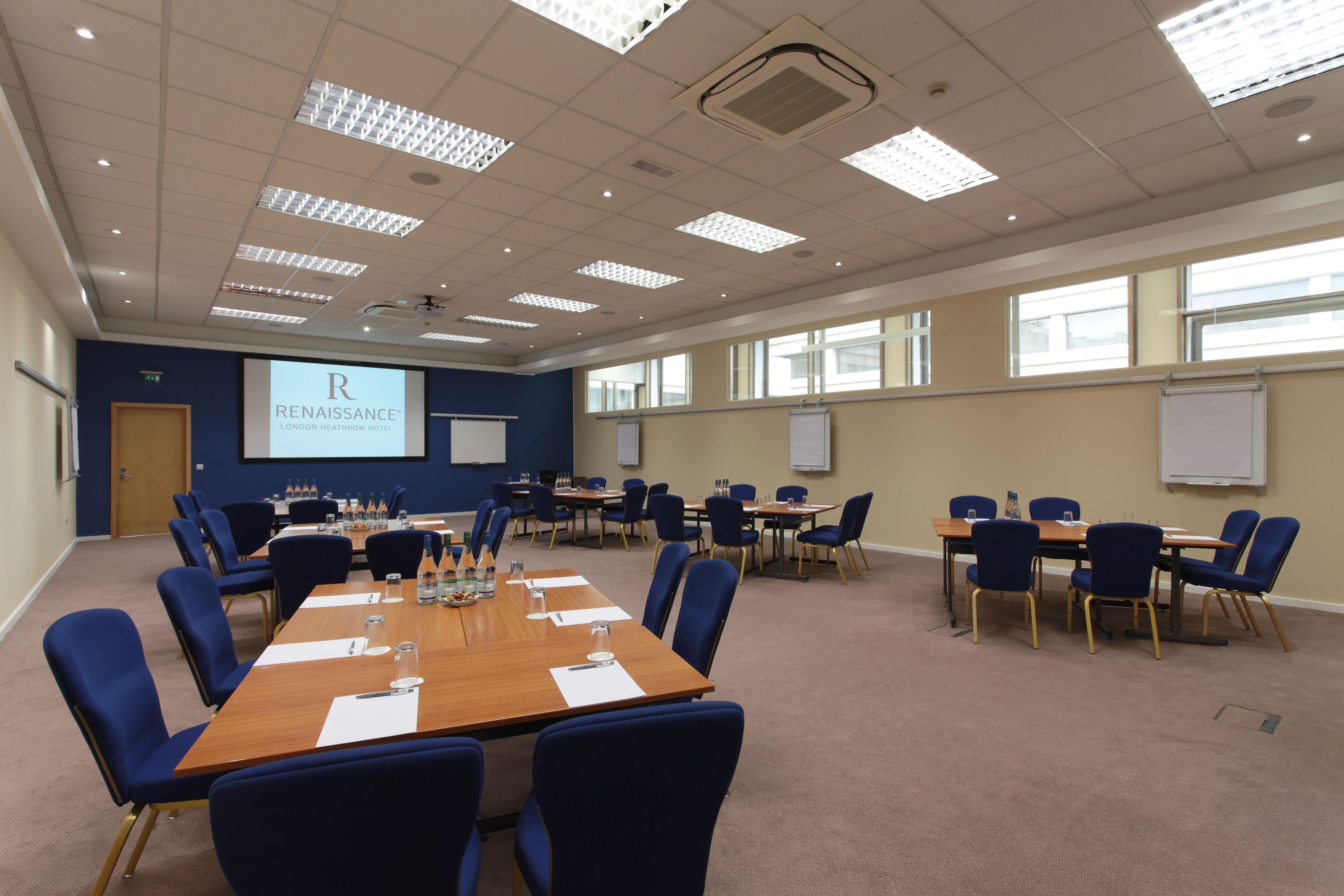 Inspiration Room at Renaissance London Heathrow Hotel, ideal for corporate meetings and workshops.