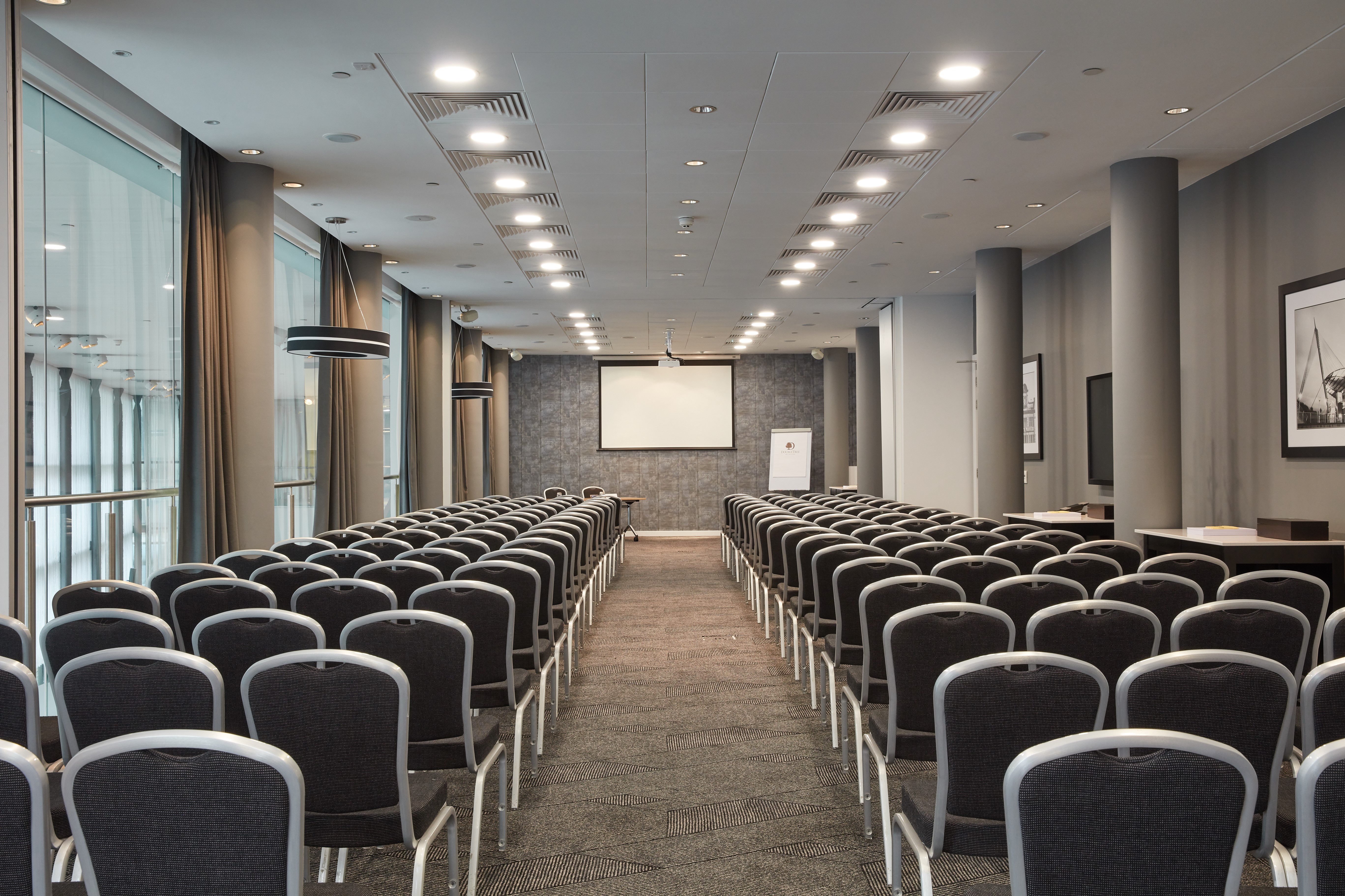 Meeting room at DoubleTree by Hilton Manchester, ideal for corporate events and presentations.