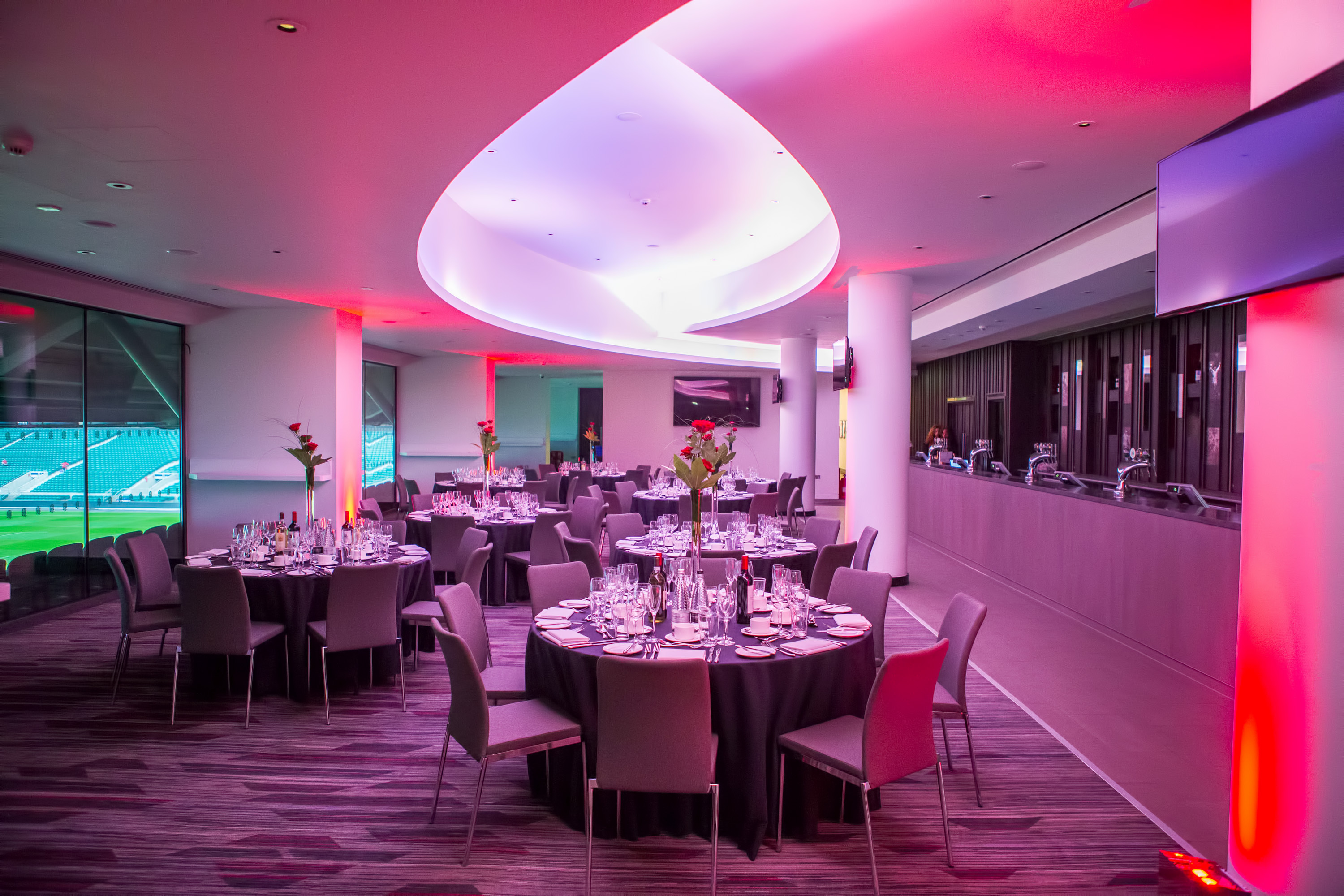 Allianz Stadium Members' Lounge: elegant event space for corporate gatherings and gala dinners.