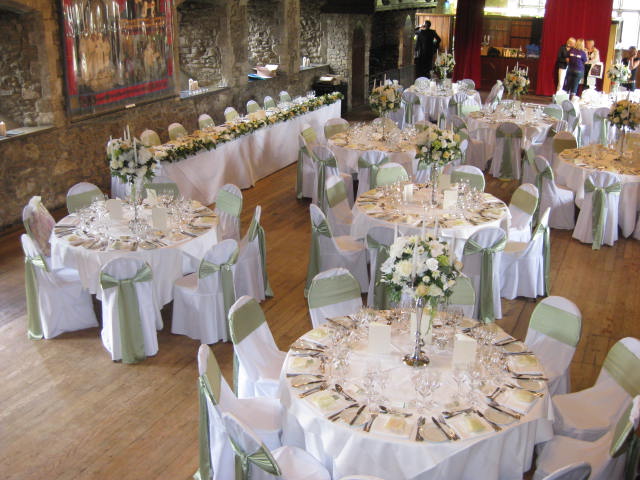 Elegant banquet hall in Domus, Beaulieu, perfect for weddings and formal events.