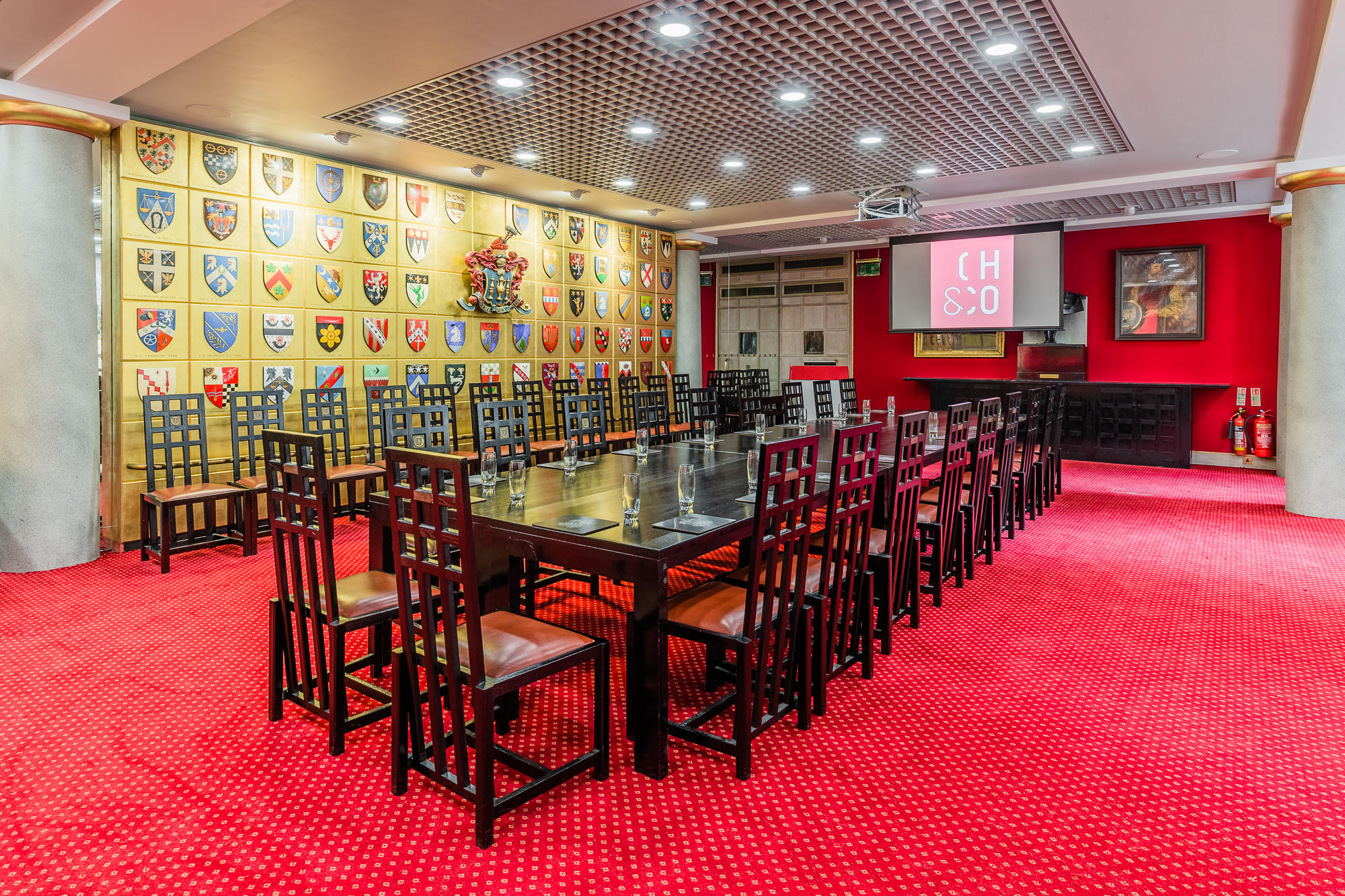 Livery Hall meeting room with elegant decor, ideal for formal gatherings and presentations.
