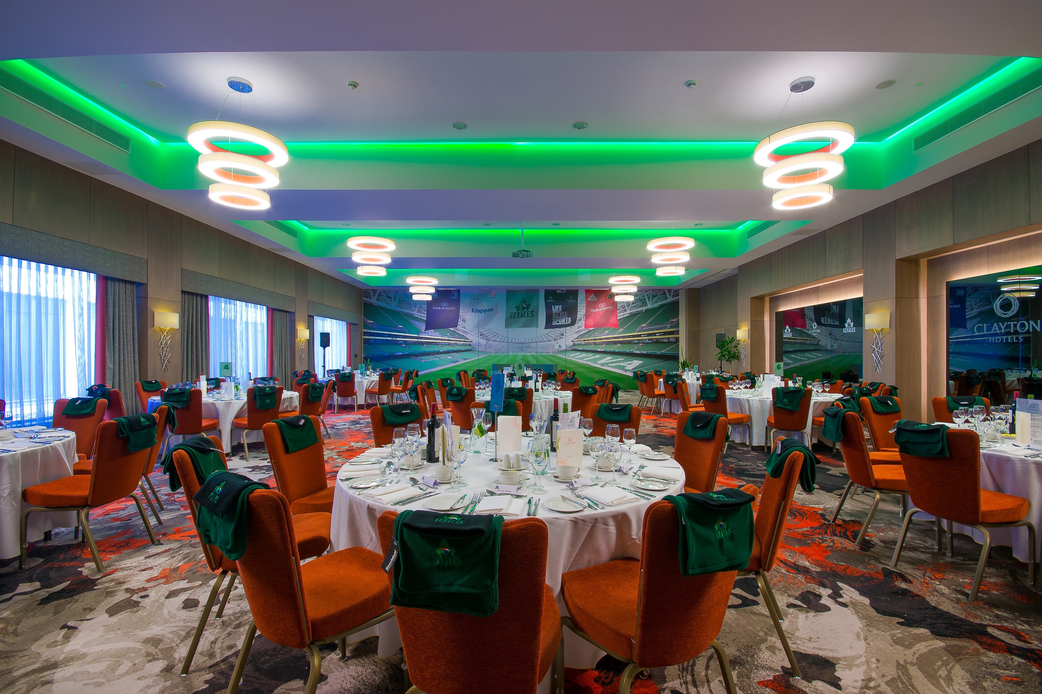 Clayton Hotel Chiswick - image 1