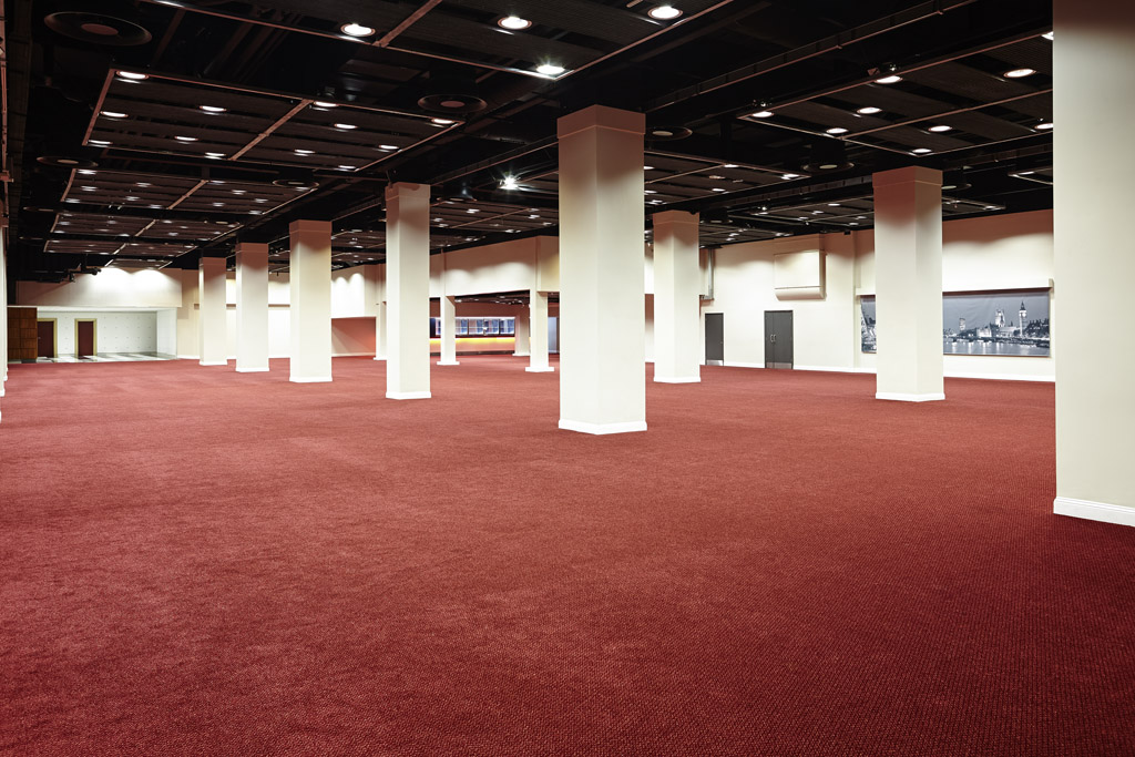 Chablis Suite at Novotel London West, spacious venue with burgundy carpet for events. - Banner