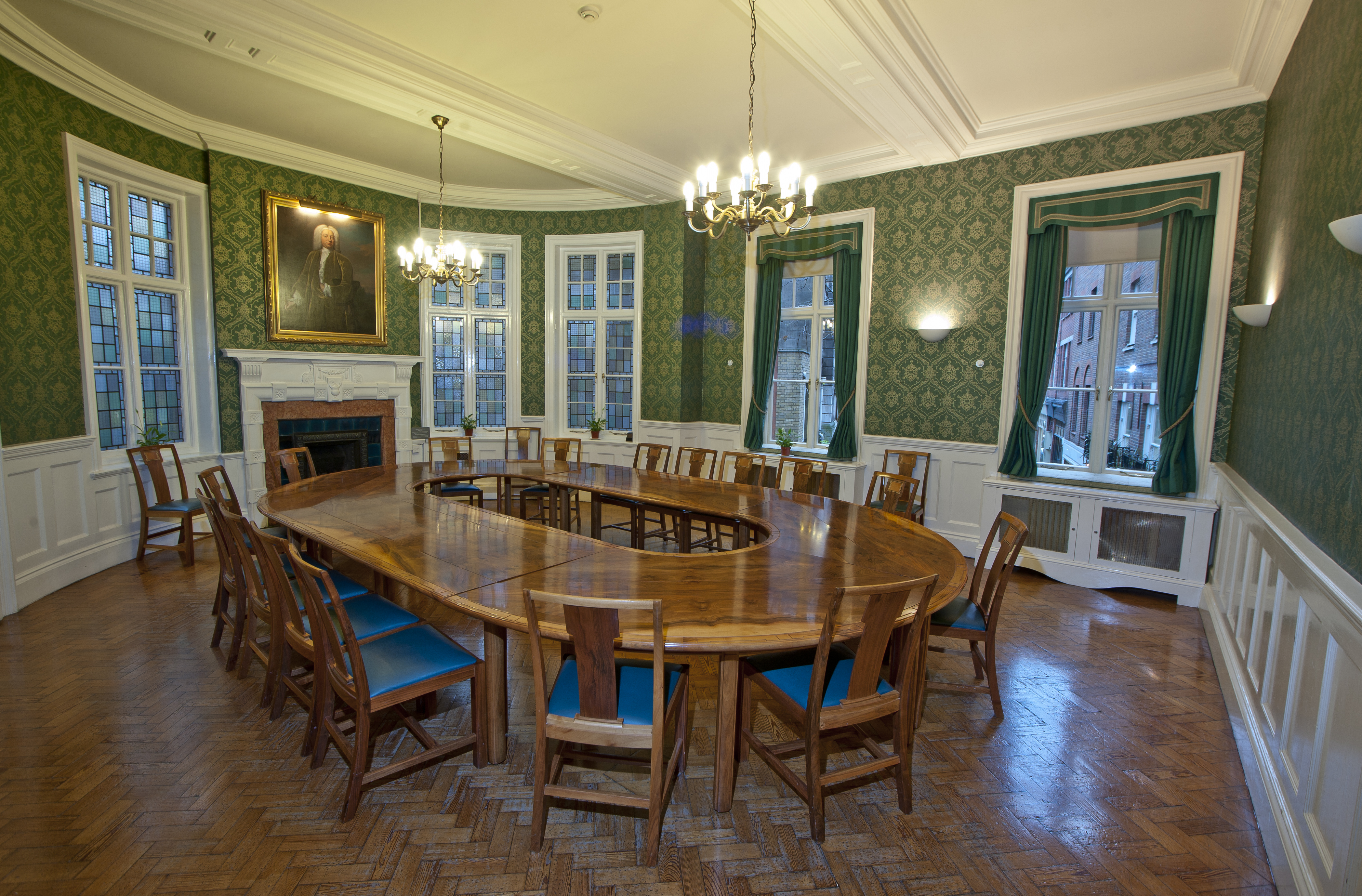 Salisbury Room at St Bride Foundation with oval table, ideal for meetings and events.