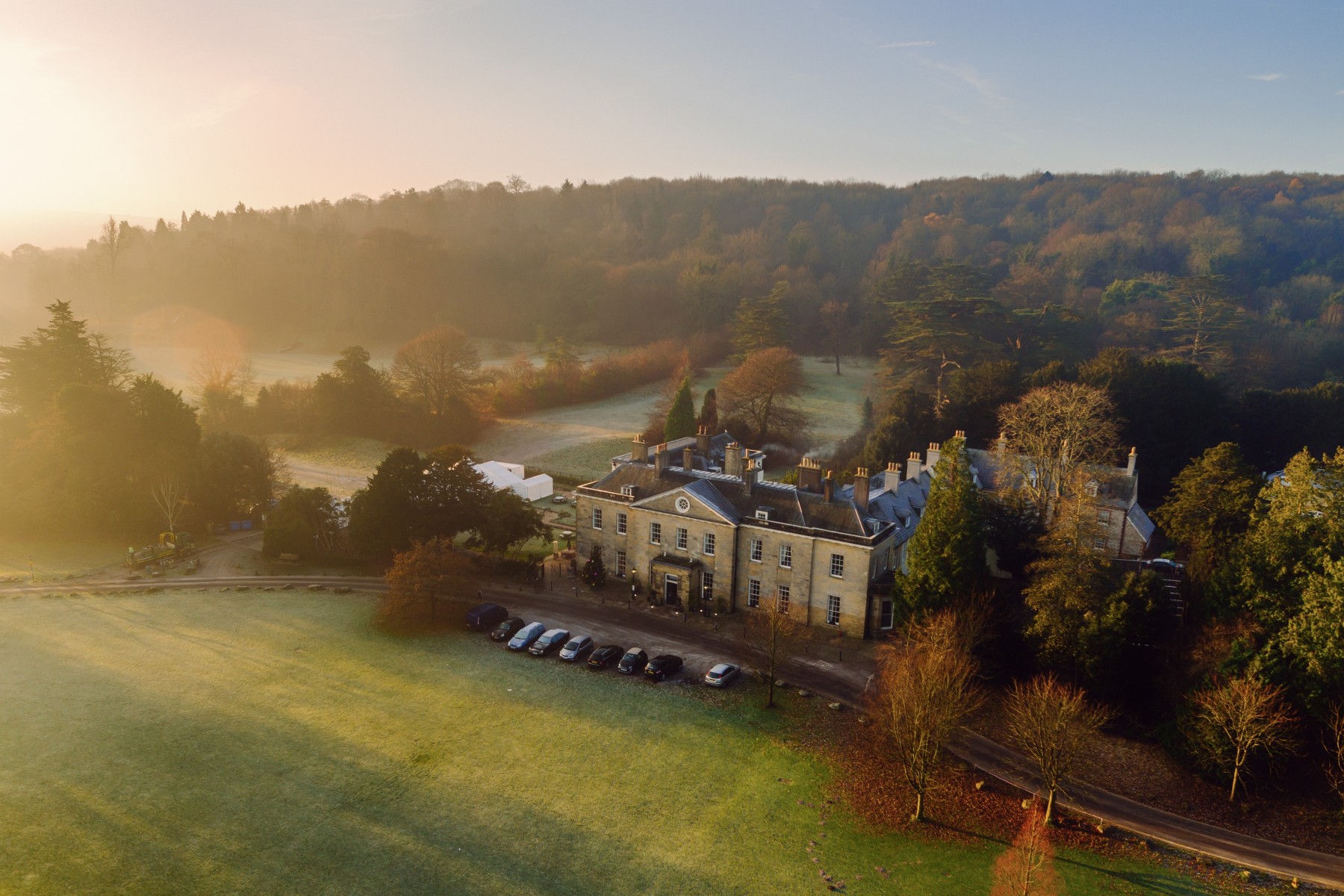 Stunning country estate venue for upscale meetings and corporate events. - Banner