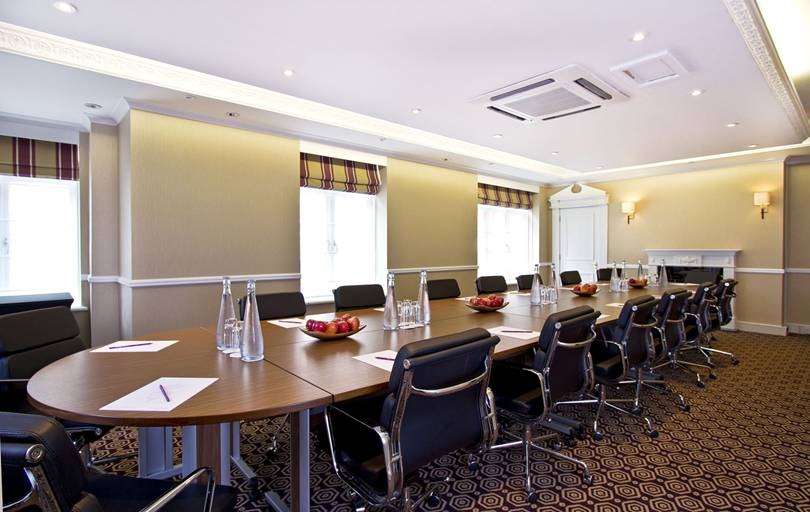Marlborough Suite at St Ermin’s Hotel, spacious meeting room for professional events.