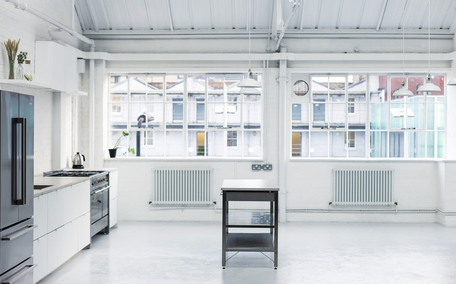 Modern kitchen venue in Stamford Studio for culinary events and workshops.