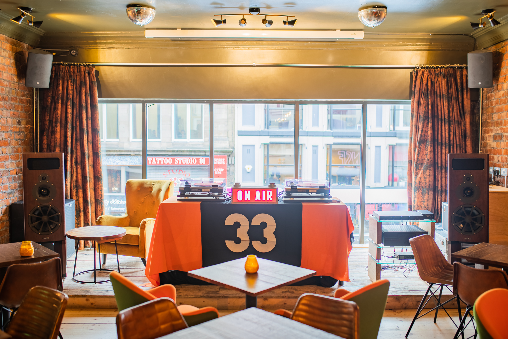 33 Oldham Street - image 1