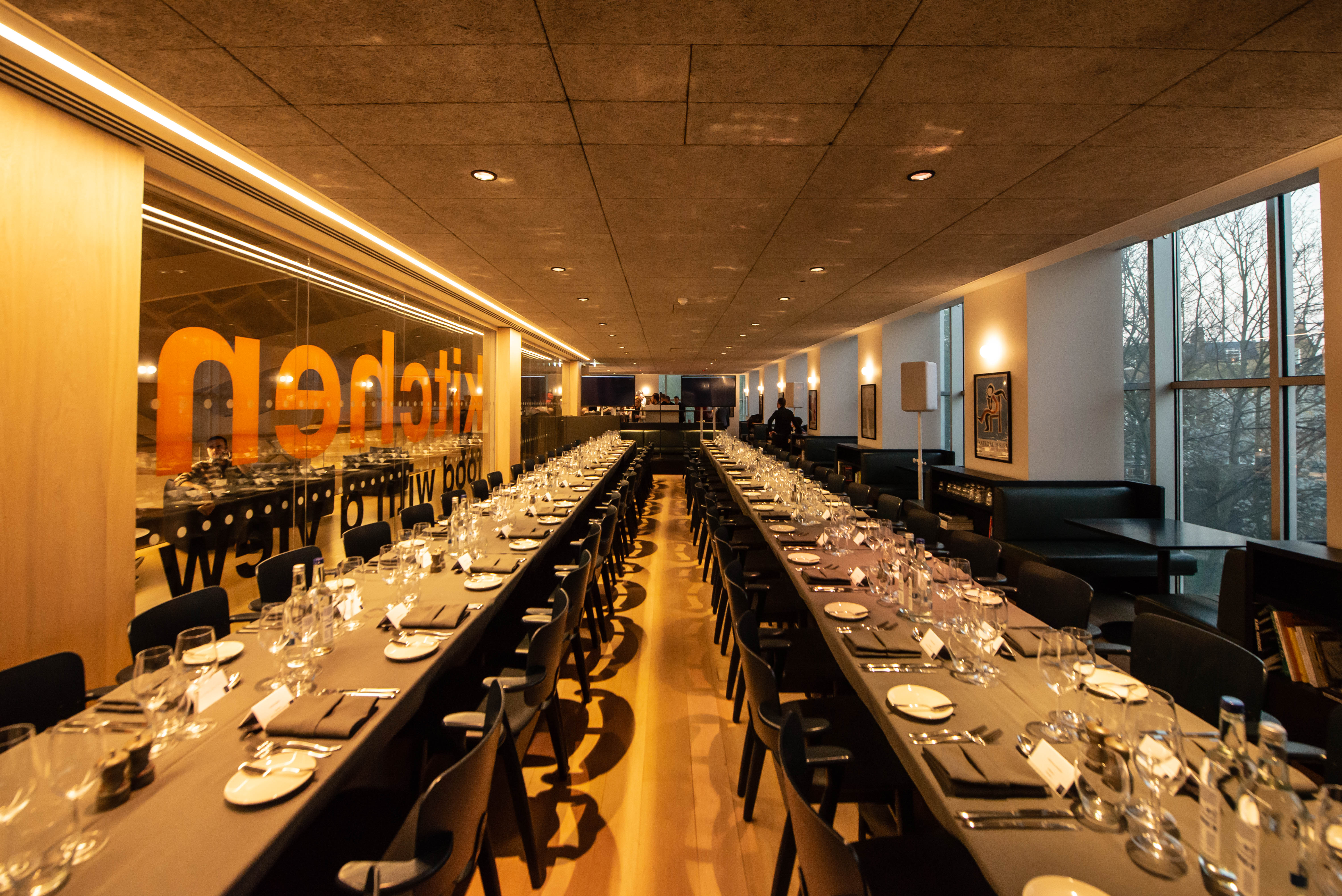 Sleek dining space in Sachs Family Park Room, perfect for corporate dinners and events.