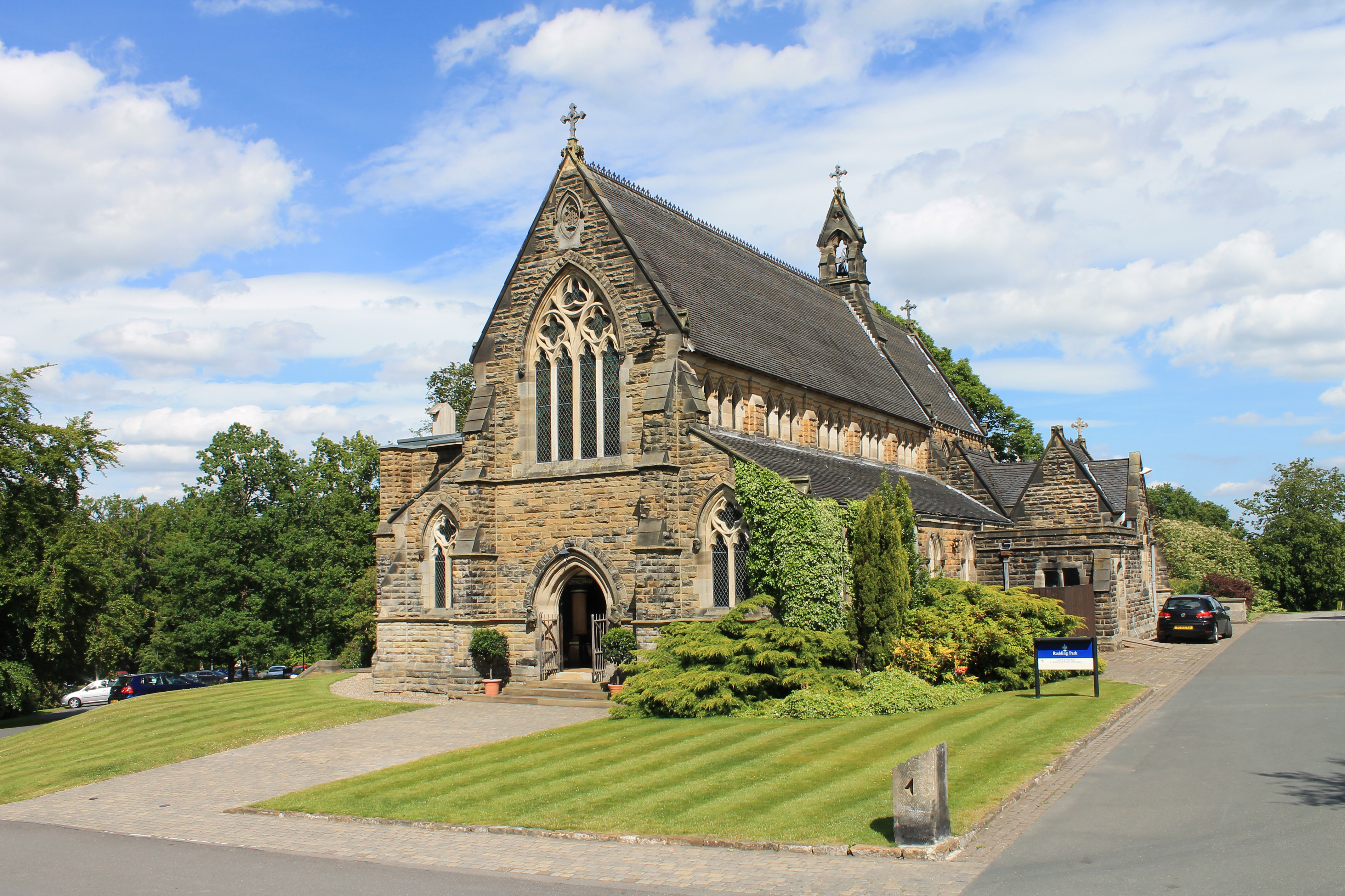 Charming Rudding Park Library, ideal for weddings and events in a picturesque landscape.