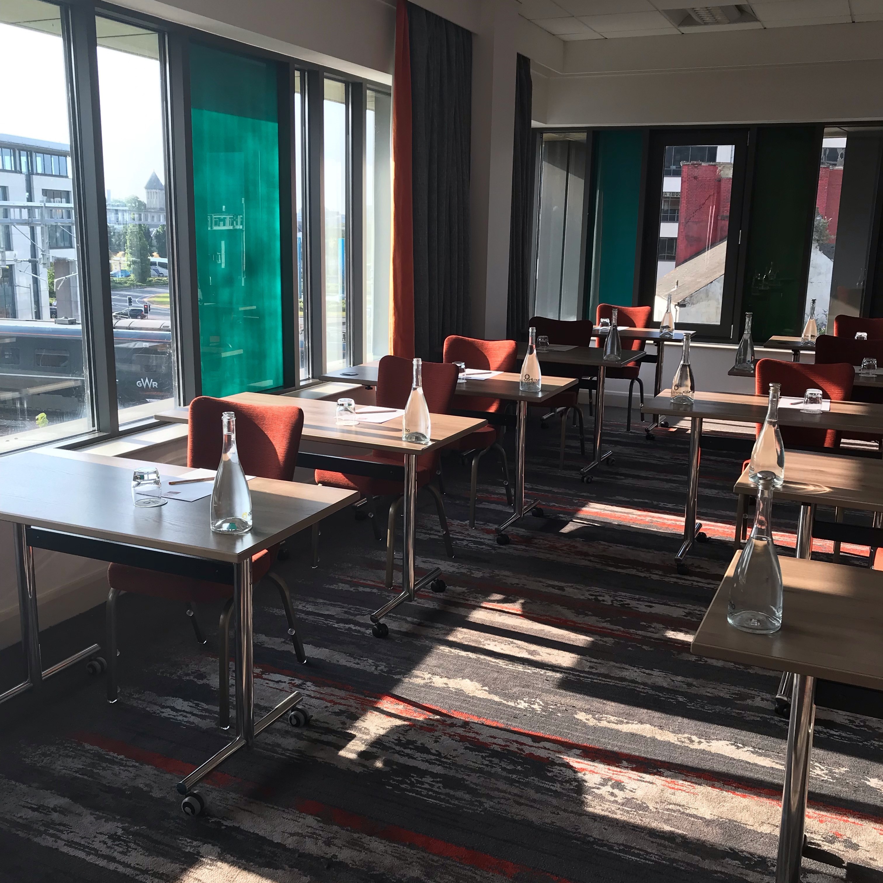 Clayton Hotel Cardiff - image 1