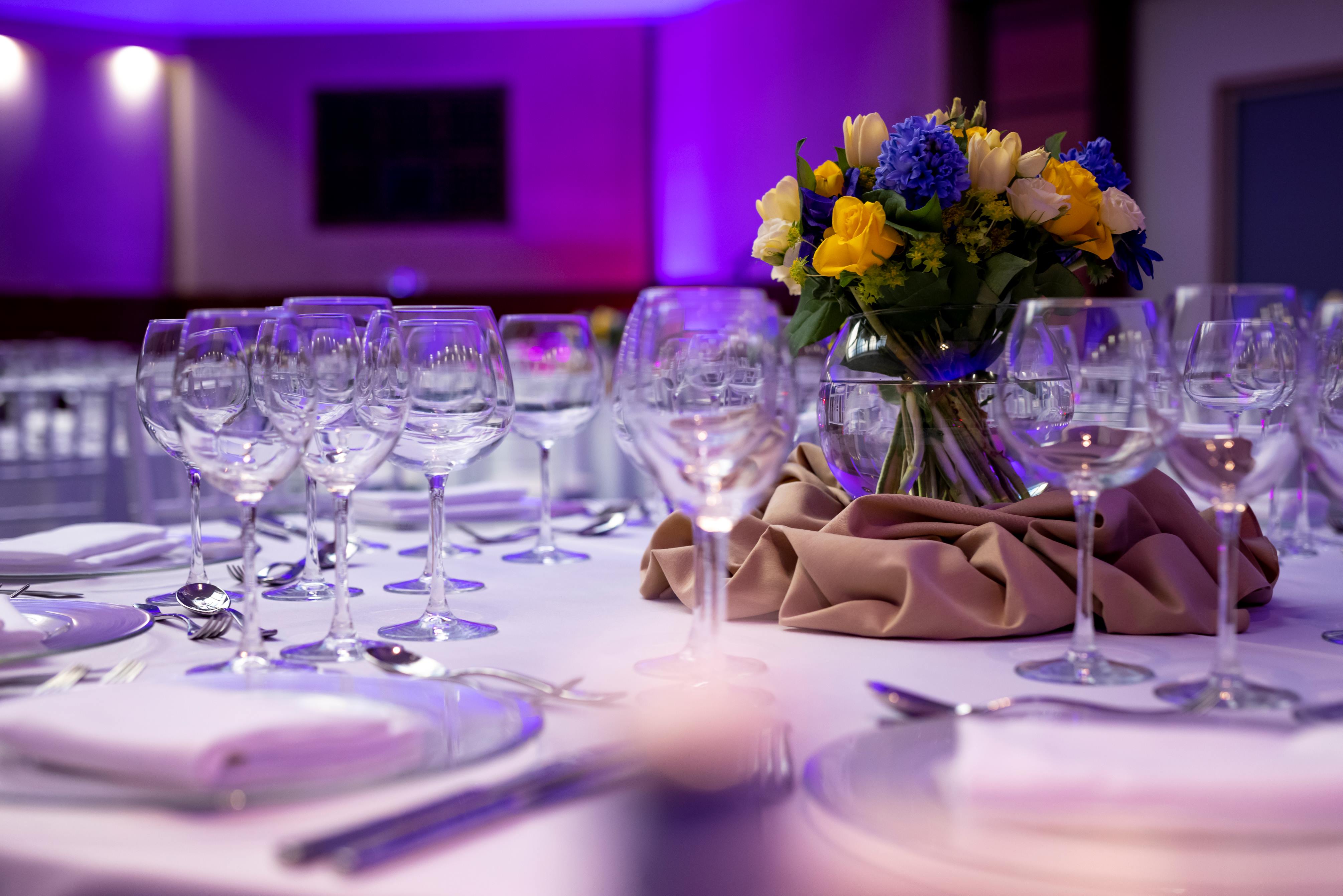 Elegant dining setup in Beveridge Hall, University of London for weddings and corporate events.