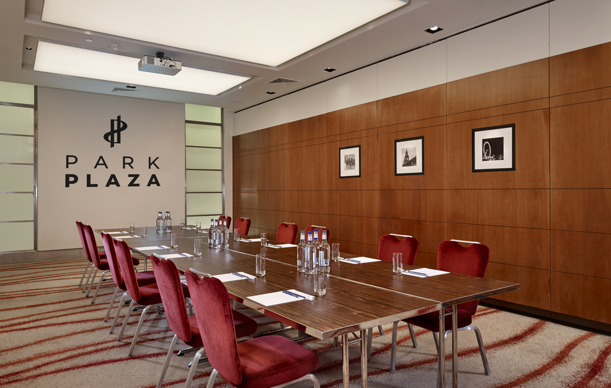 Park Plaza Victoria London - image 1