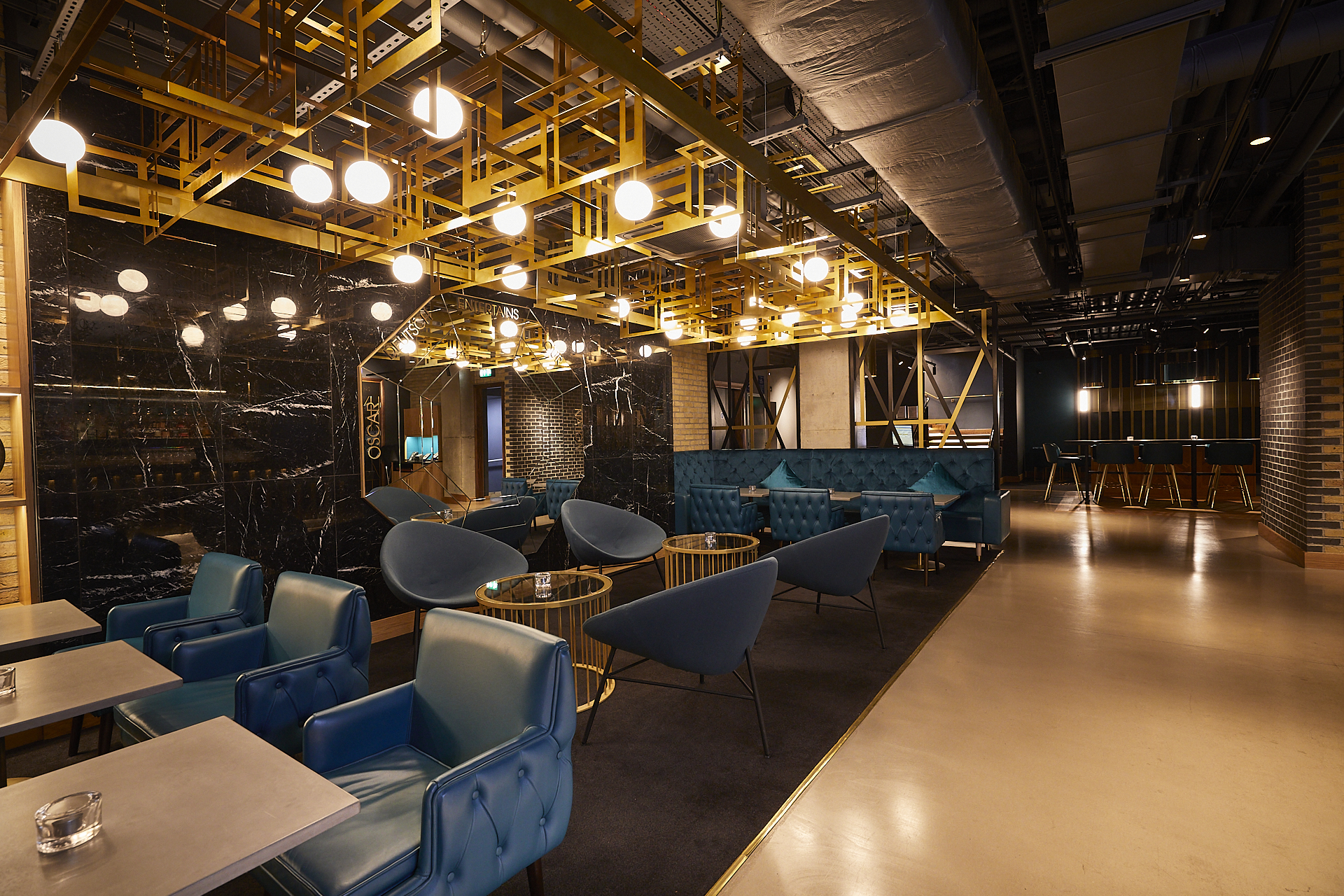 Modern Foyer & Oscar's Bar, stylish venue for meetings and events in Islington.