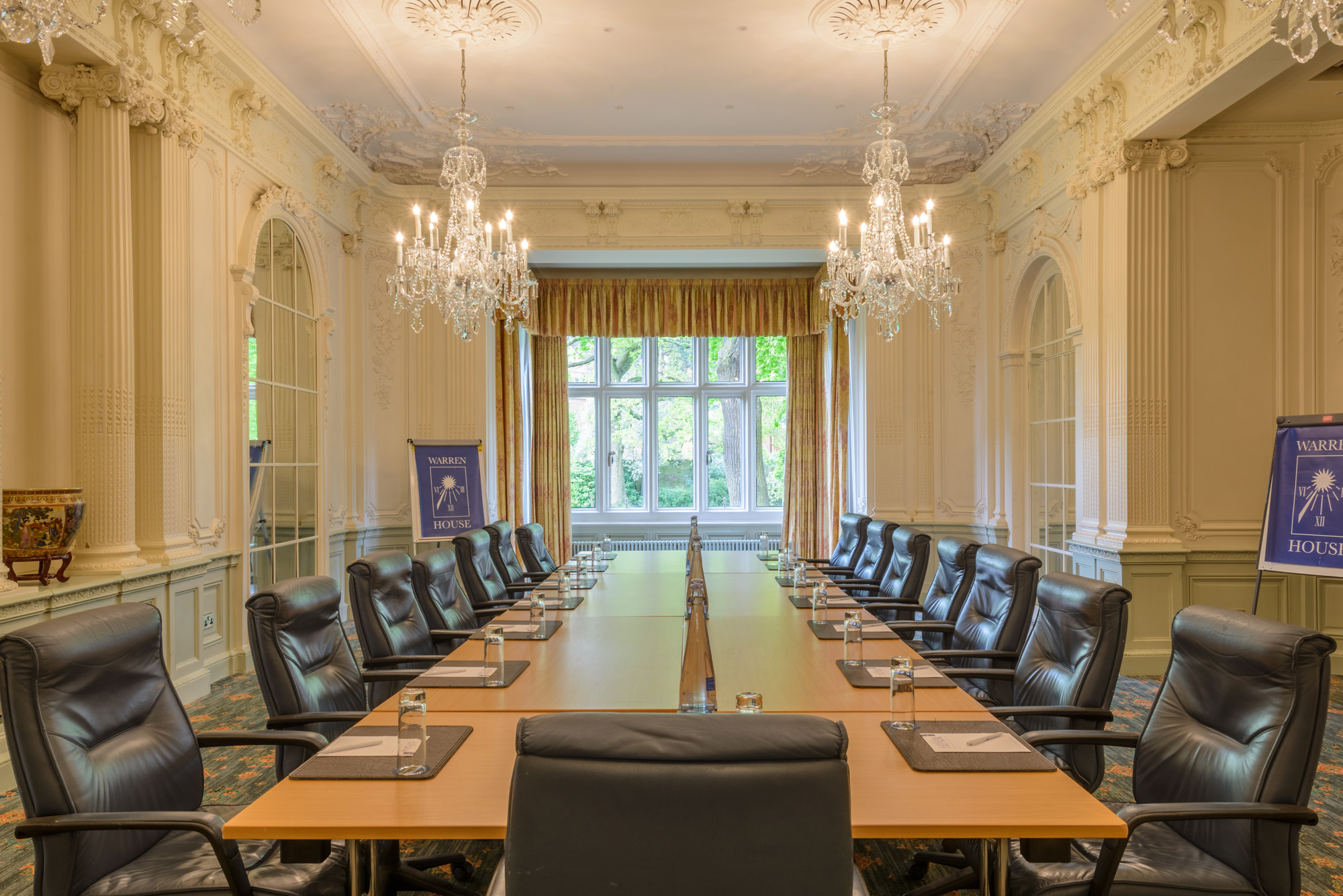 Warren House Hotel - image 1