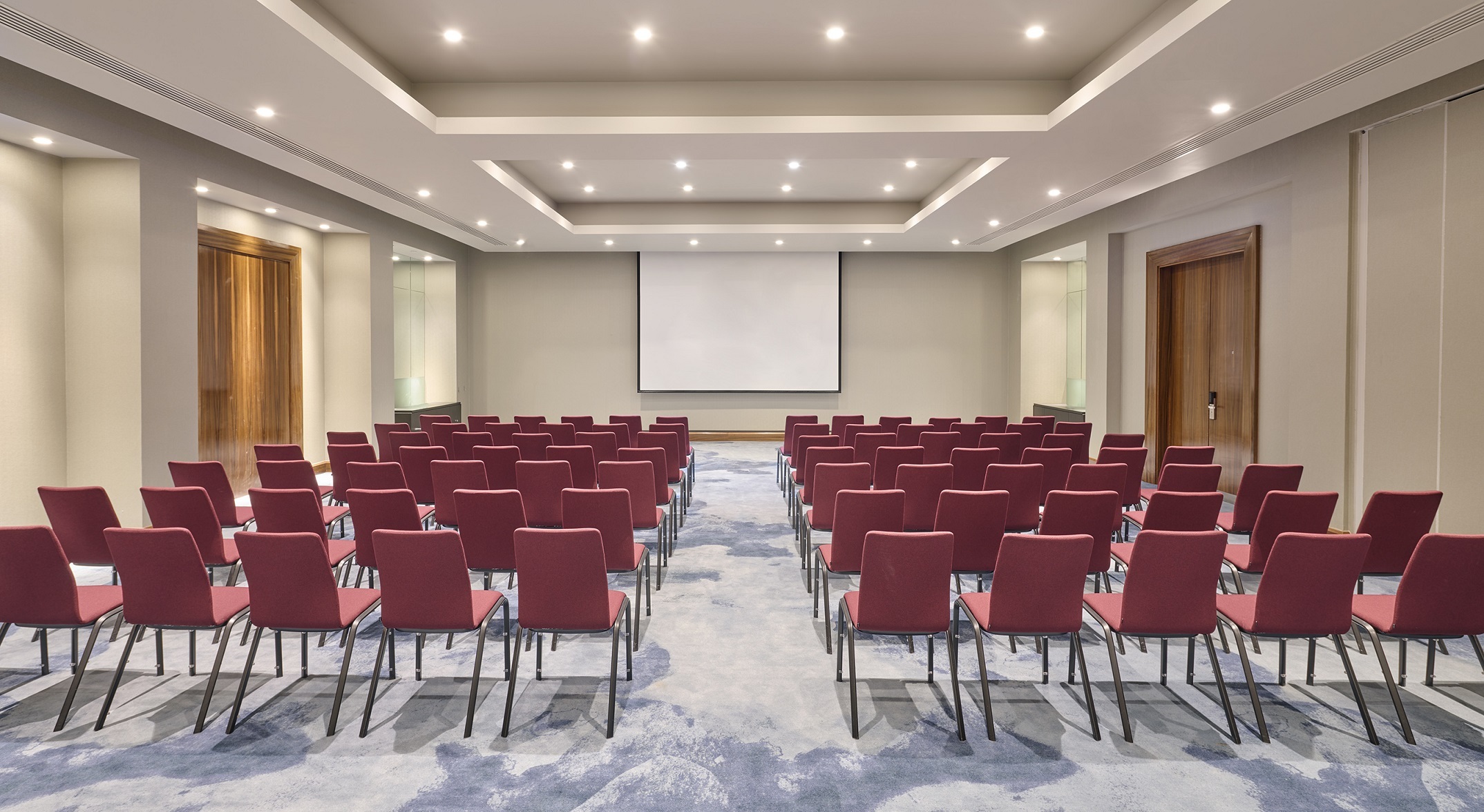 The Bridewell Suite at Hyatt Regency London: spacious meeting room for conferences and workshops. - Banner