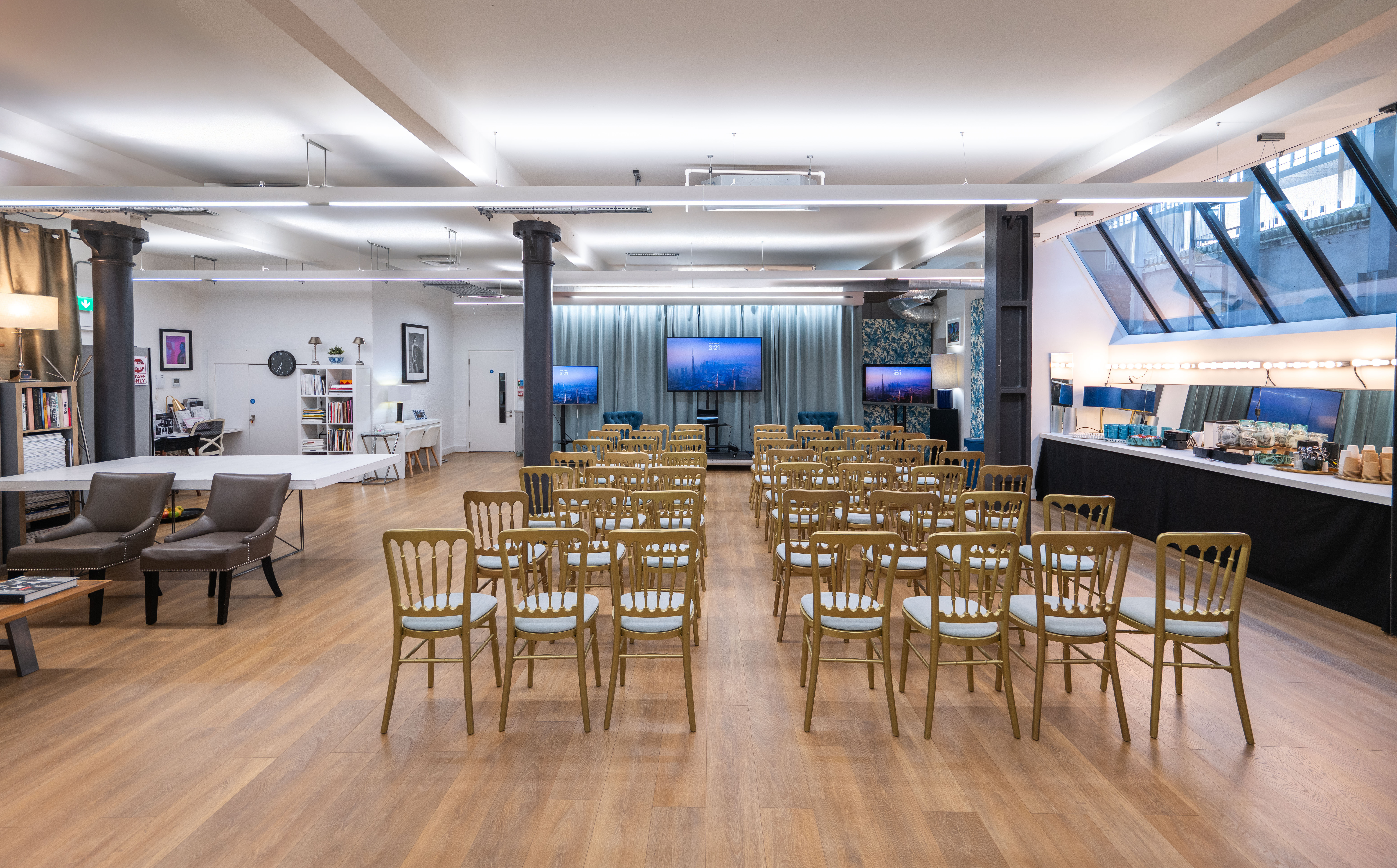 Modern Lumiere Underwood event space, adaptable seating, conference, workshop