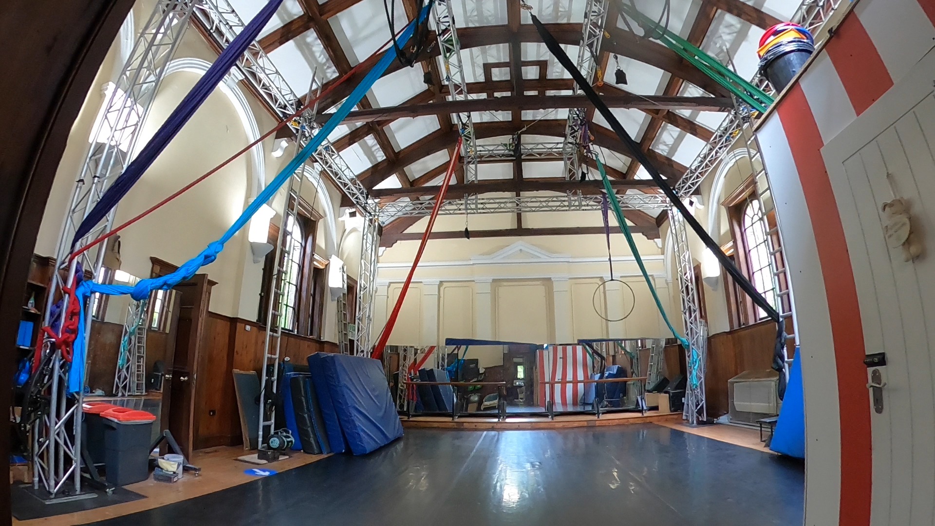 Versatile West Midlands Circus Centre venue with high ceilings for aerial performances. - Banner