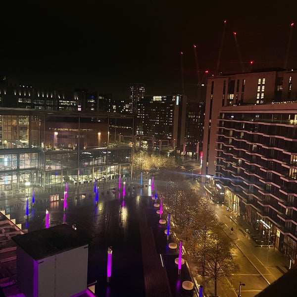 Sky Bar 9, Hilton London Wembley: modern venue with vibrant lights for corporate events.