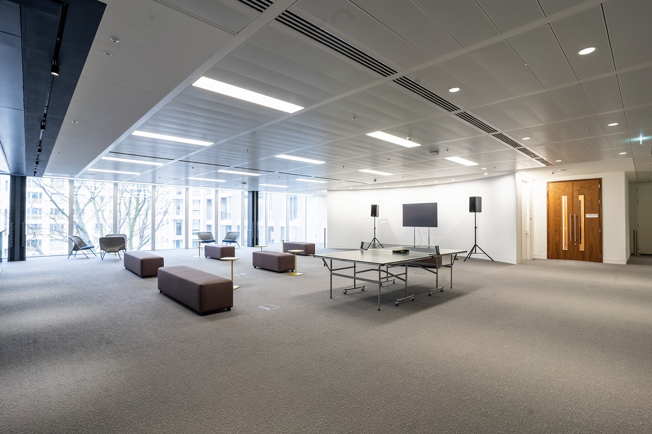 Collaboration Forum in London: flexible event space with natural light for corporate workshops. - Banner
