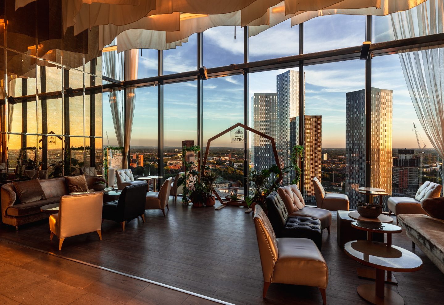 Sophisticated Cloud23 function room with panoramic city views, ideal for events and meetings.