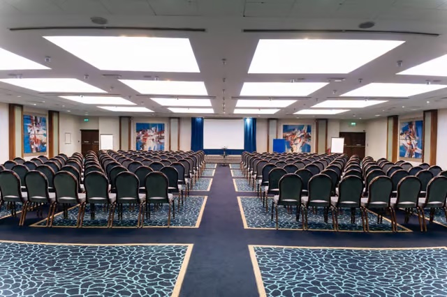 Westminster Suite conference room at Renaissance London Heathrow, ideal for events and workshops. - Banner
