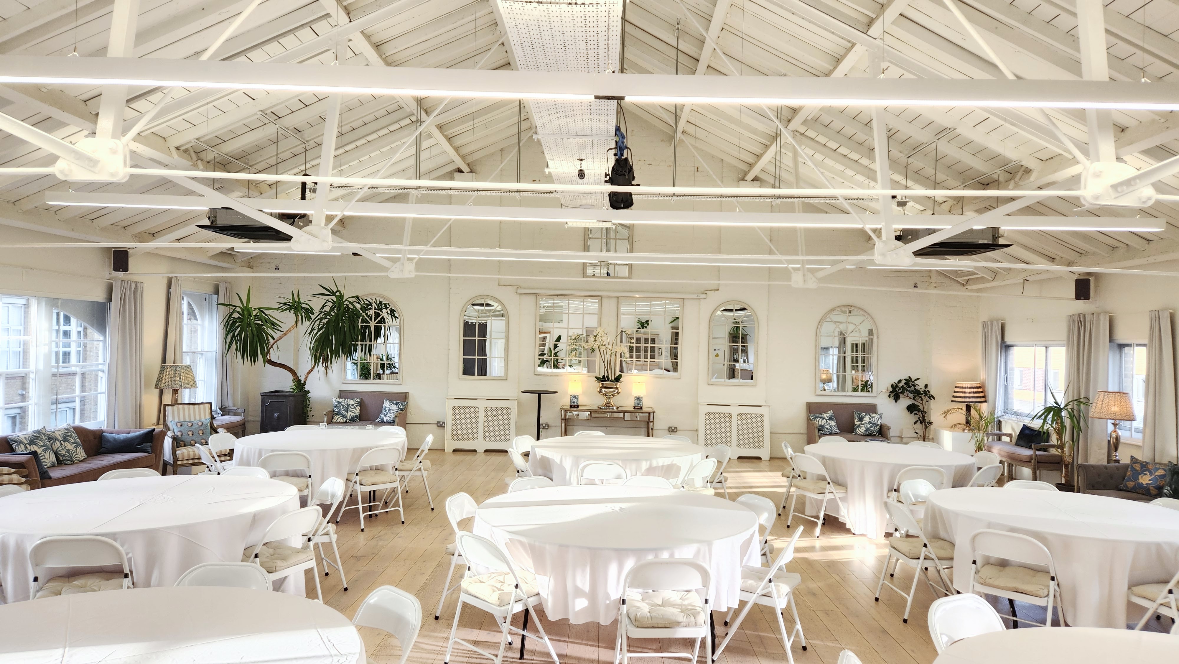 Lumiere Underwood venue: white loft, chalet, event space