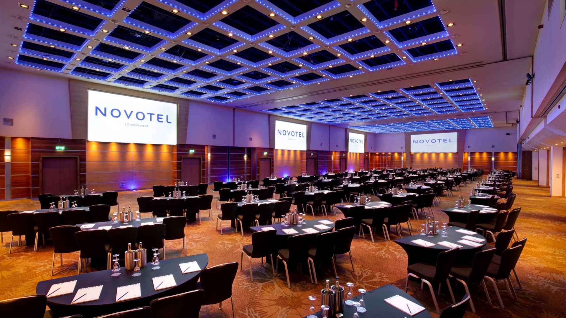 Morangis meeting room at Novotel London West, ideal for corporate events and conferences.