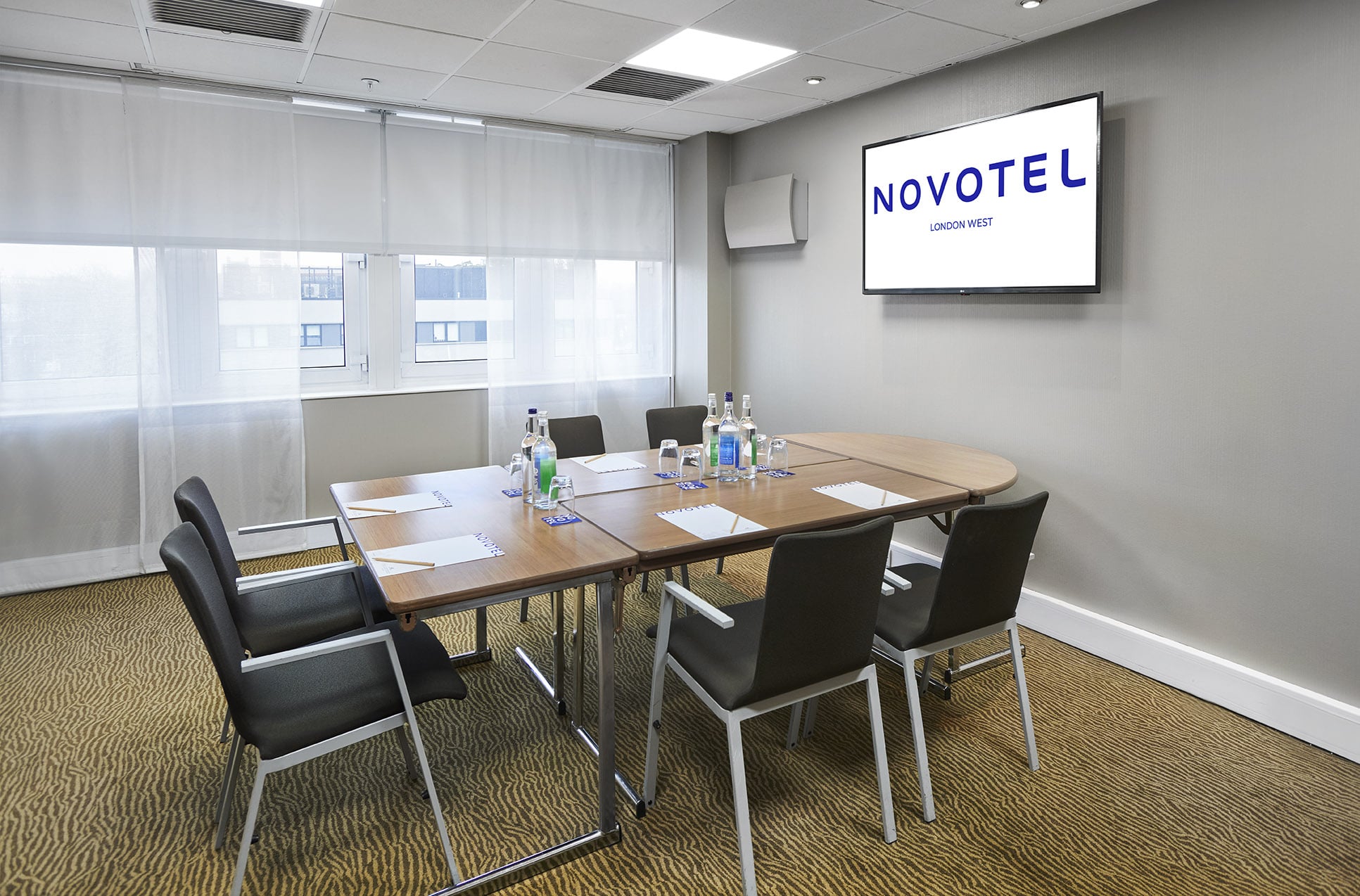 St Emilion meeting room at Novotel London West, ideal for corporate events and workshops.