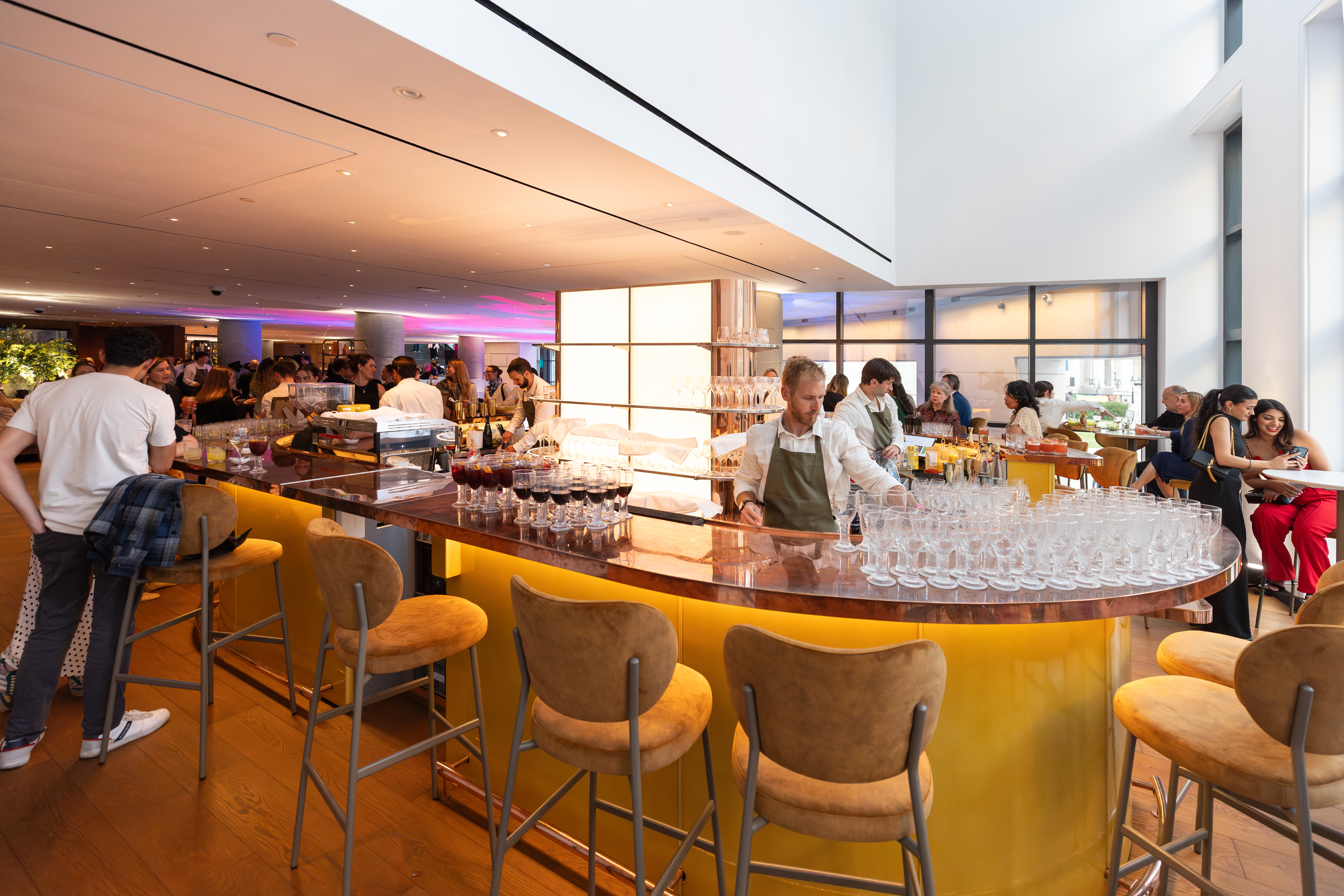 Upscale bar setting in The National Gallery for social mixers and celebrations.
