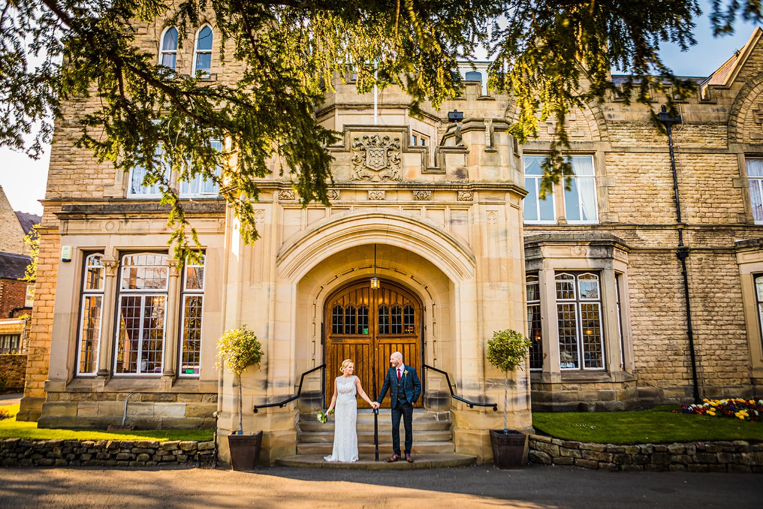 Historic Mansion House venue with elegant gardens for weddings and events.
