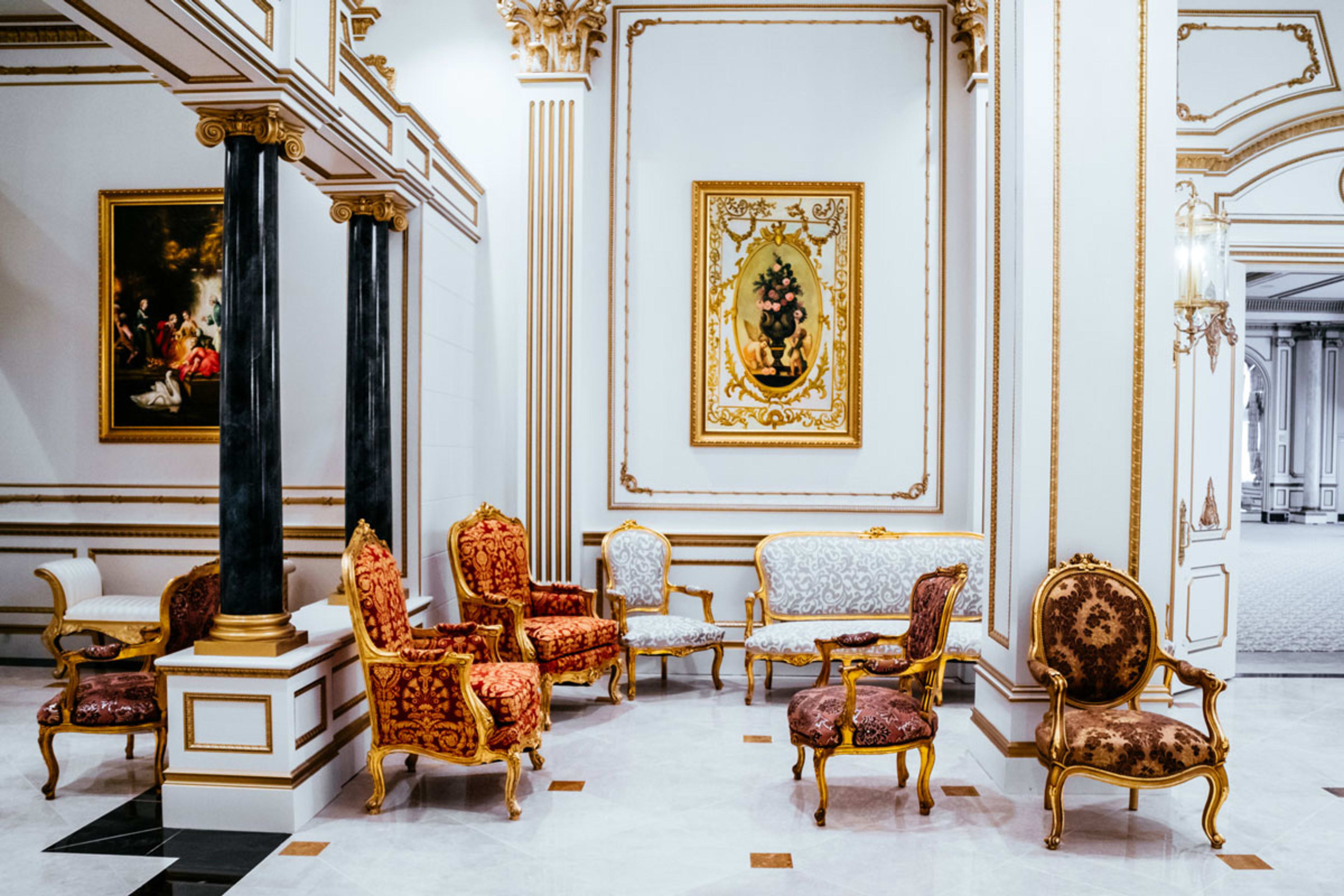 Elegant main room at Palais Nottingham for luxury events and networking.