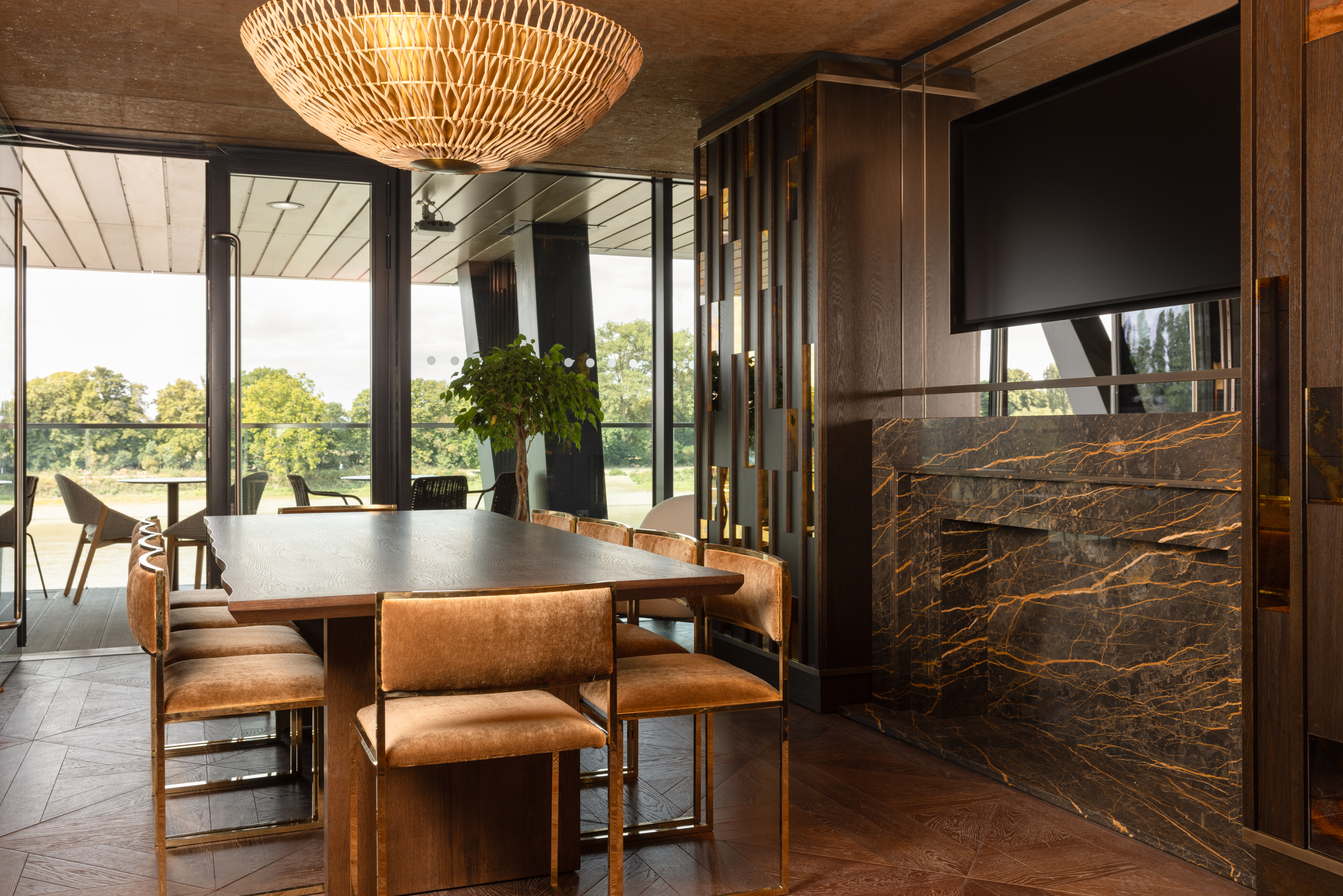 Water's Edge Fulham Pier venue for waterfront corporate events and private parties.