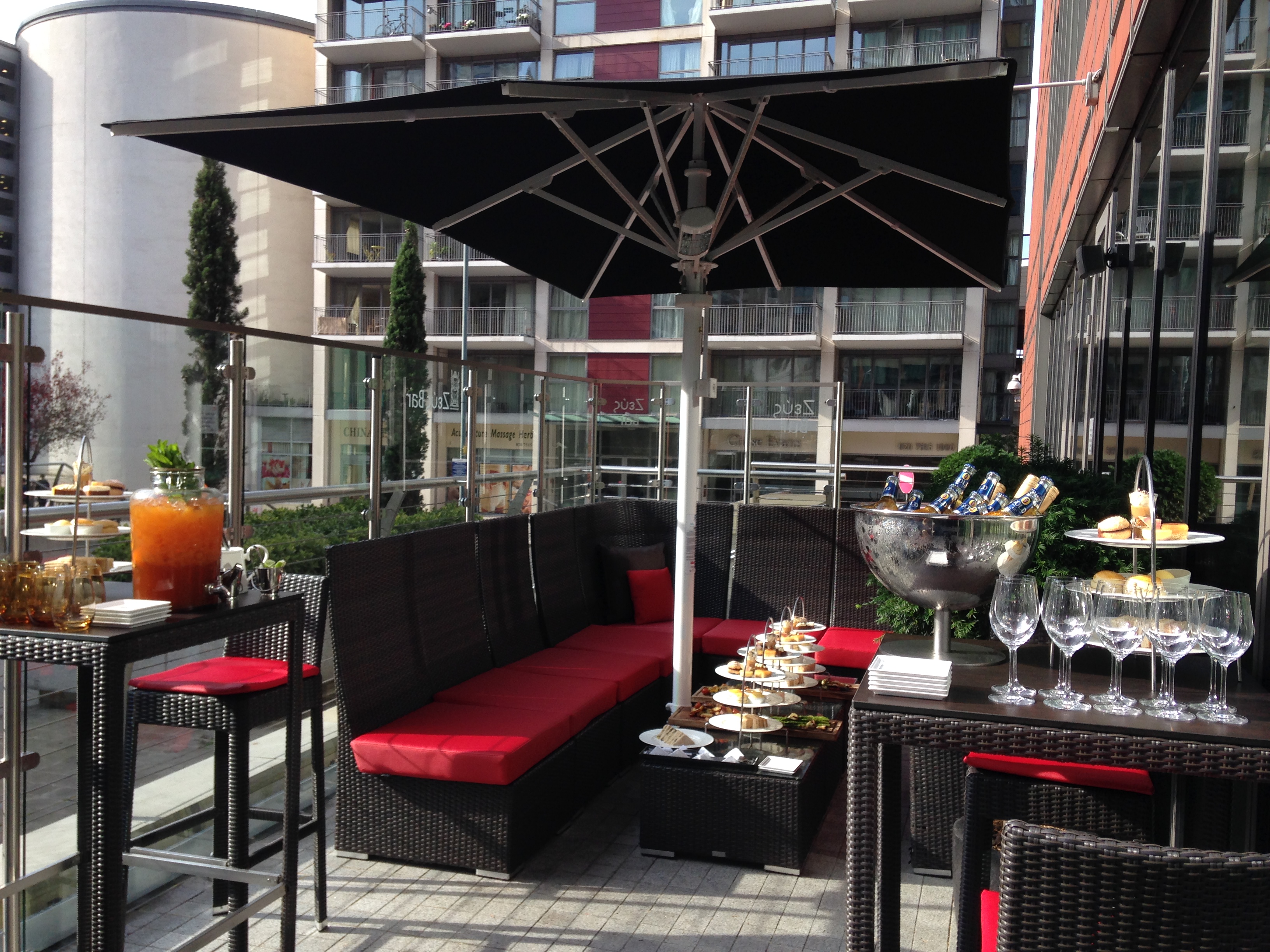 G&Tea Terrace at London Marriott: stylish outdoor event space for networking and gatherings.